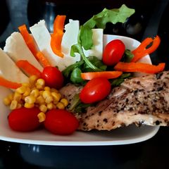 A picture of My Peppered Mackerel Salad 😘.