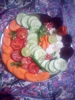 मिक्स वेज सलाद (mix veg salad recipe in Hindi) रेसिपी मुख्य फोटो