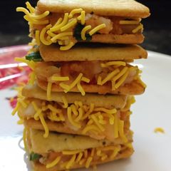A picture of Biscuit bites.
