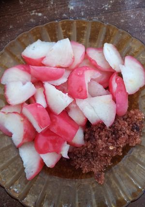 Foto resep Rujak jambu simple + enak