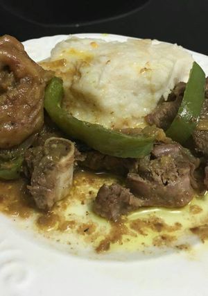 A picture of Peri (turkey) stew.