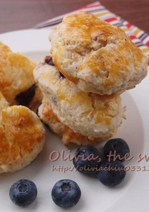 藍莓英式鬆餅 /司康 Blueberry Scones 的食譜成品照片
