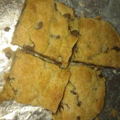 A picture of Medicated Chocolate Chip Cookie Squares.