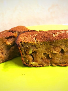 Una foto de Budín saludable y light de banana en licuadora! Fácil y rápido