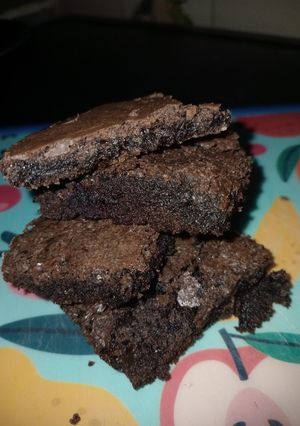 A picture of Crinkle top Fudgey Brownie 😋 😍.