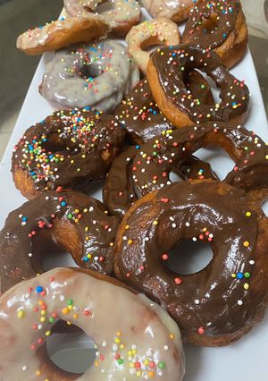 صورة لوصفة تحضير دونات سهله و لذيذة 🍩 🍩 🍩