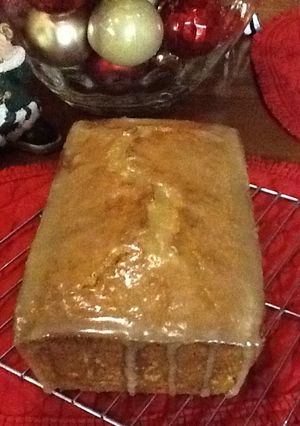 A picture of Eggnog Rum Bread.