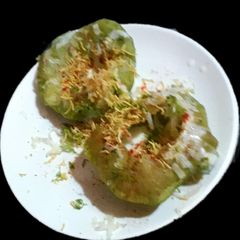 A picture of Palak Puri Chat.