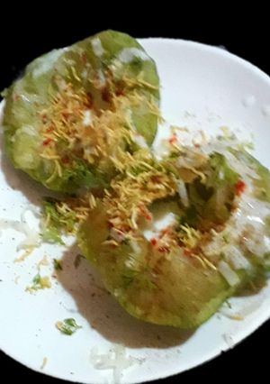 A picture of Palak Puri Chat.