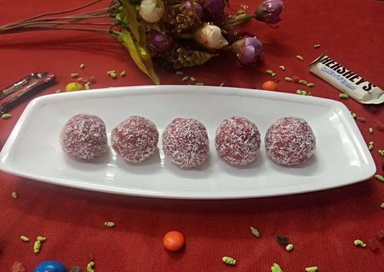 Simple Way to Prepare Speedy Coconut & strawberry truffles