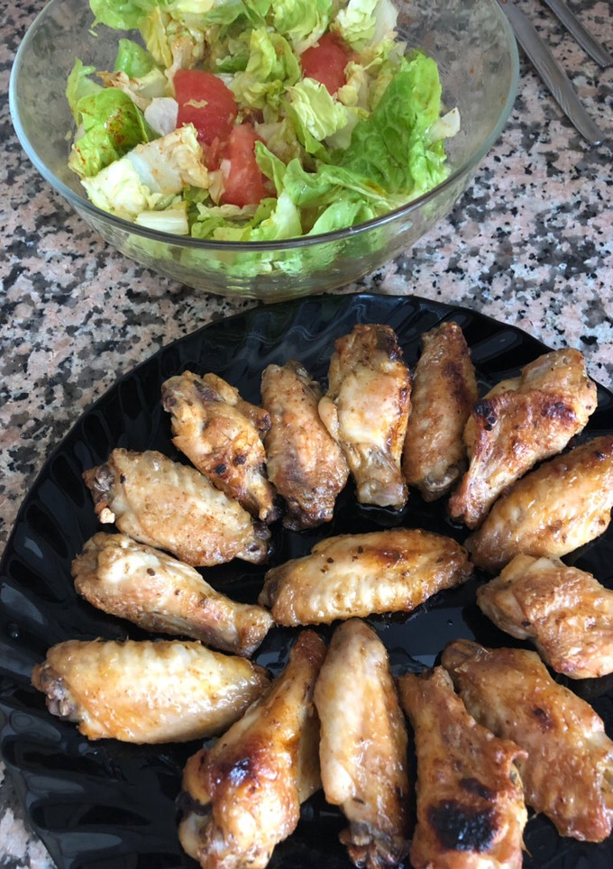 Una foto de Alitas adobadas al horno