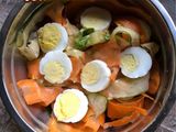 Salad telur bunga