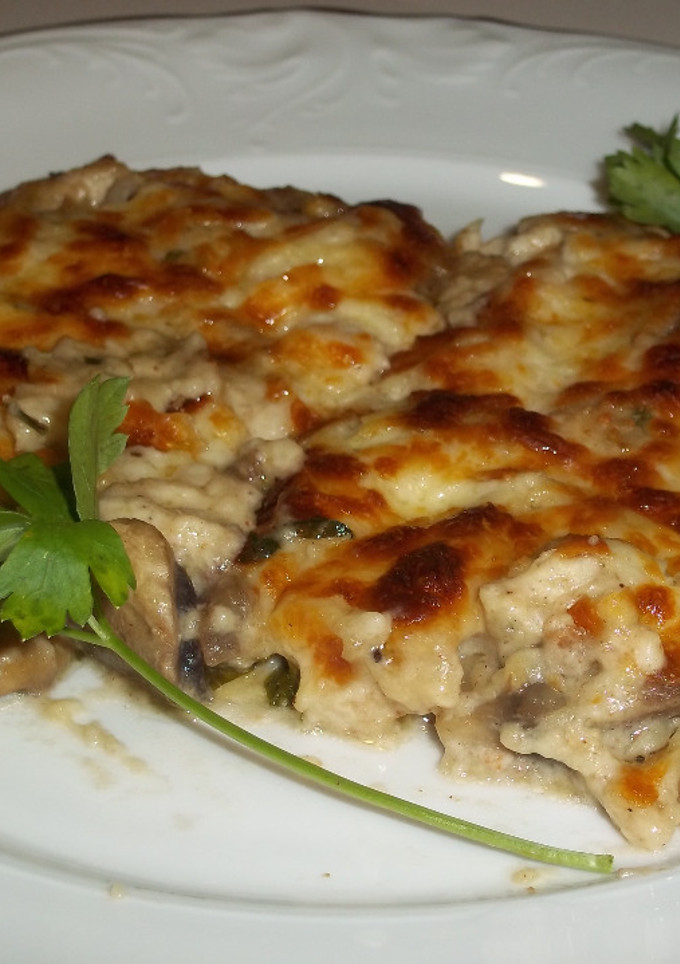 Una foto de Champiñones con bechamel gratinados