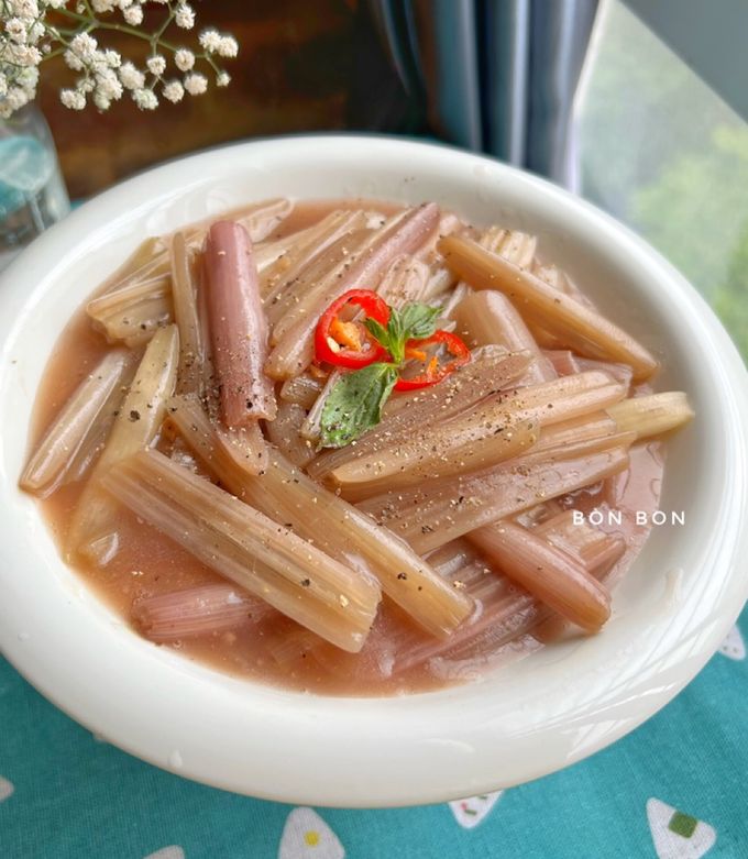 Hình của món Bông Súng Xào Dấm Tỏi Chay.