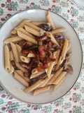 Pasta de higos, gorgonçola y guanciale