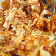 A picture of Home made tomato and garlic pasta.