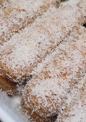 A picture of Ladyfingers with Nutella and Coconut.