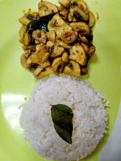A picture of Mushroom Sukka.