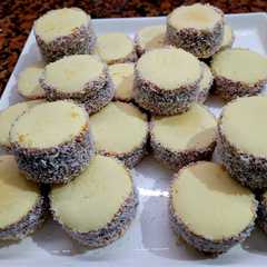 Una foto de Alfajores de maizena sin manteca