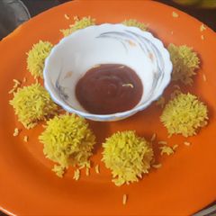 A picture of Chicken rice balls.