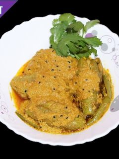 সর্ষে পোস্ত পটল (sorshe Posto potol recipe in Bengali) রেসিপির প্রধান ছবি