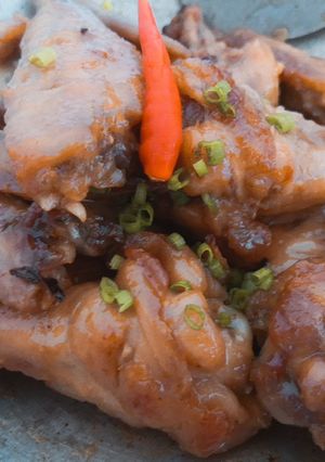 Hình của món Cánh gà chiên nước mắm.