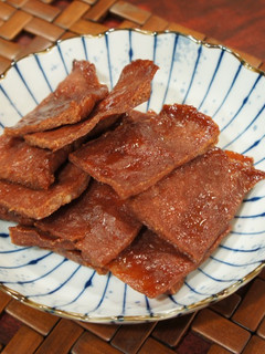 A picture of Taiwanese Style Pork Jerky (豬肉乾).