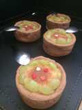 Mini tarta con crema de ganache blanco