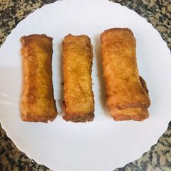 A picture of Sausage rolls.