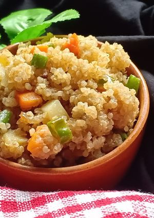 কিনোয়া পোলাও (Quinoa Pulao recipe in Bengali) রেসিপির প্রধান ছবি