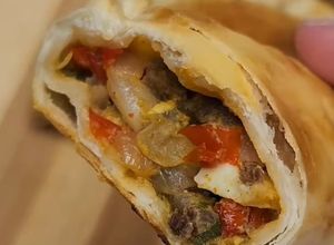 Una foto de Empanadas de carne cortada a cuchillo🥟