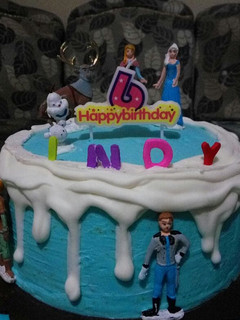 Foto resep Birthday Cake (simple Frozen theme)