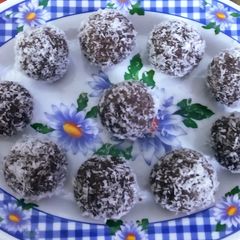 A picture of Chocolate Coconut Snowballs.