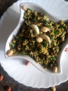 कोल्हापुरी हरी मिर्च का ठेचा (kolhapuri hari mirch ka thecha recipe in Hindi) रेसिपी मुख्य फोटो