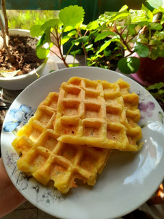 Una foto de 🥔🧇 Waffles de papa🧇🥔