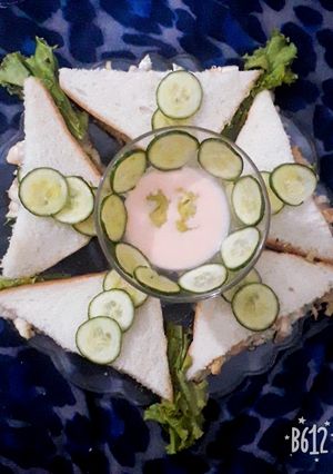 A picture of Creamy chicken sandwich.