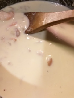 Una foto de Salsa de quesos y langostinos! (Ideal para pastas...)