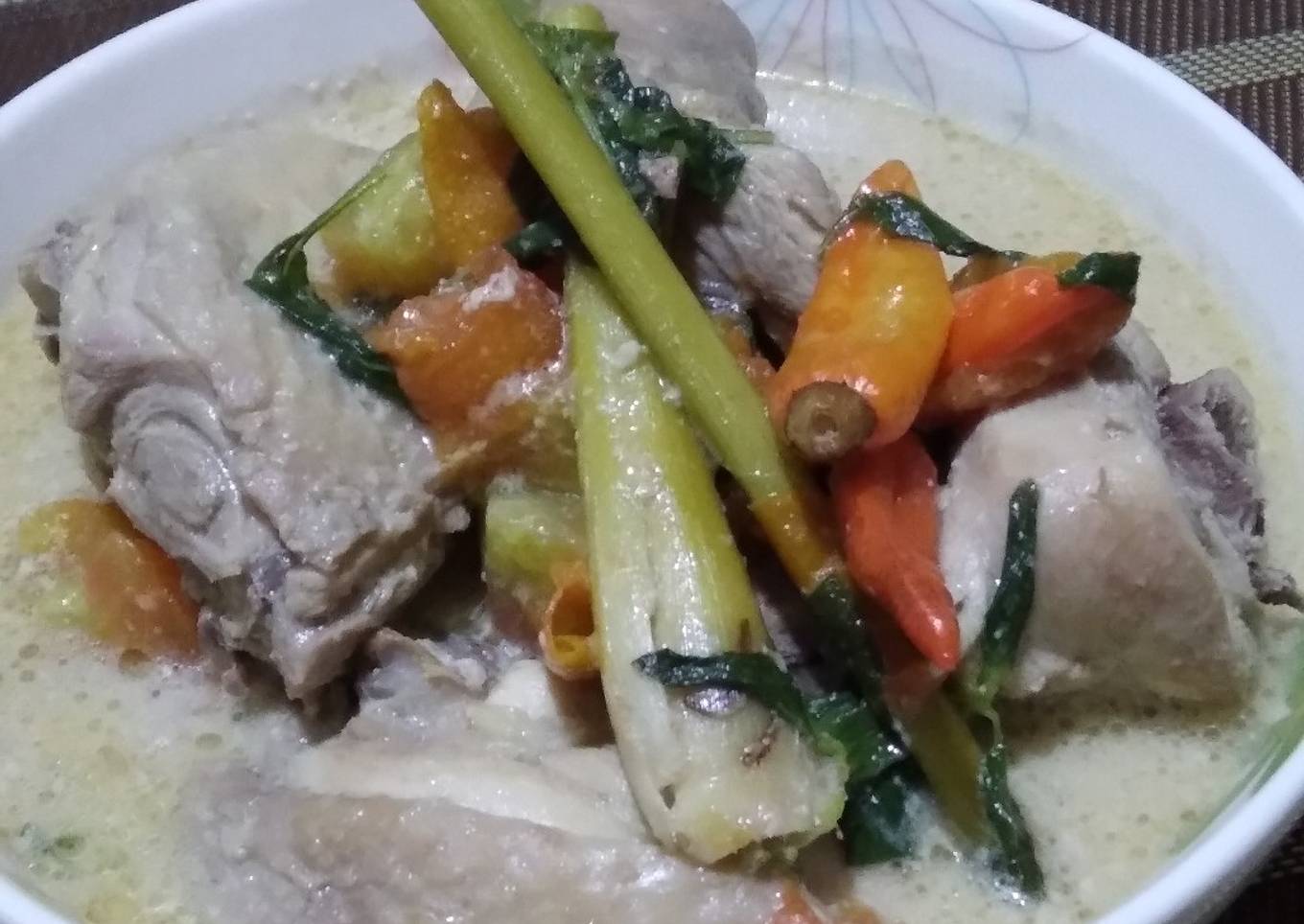 Ayam Kuah Santan