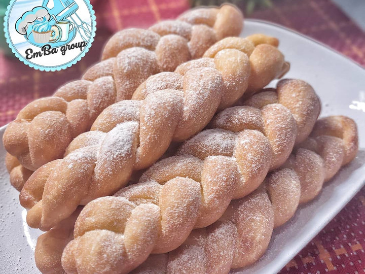 Langkah Mudah untuk Membuat Donat kepang eggles yang Lezat Sekali