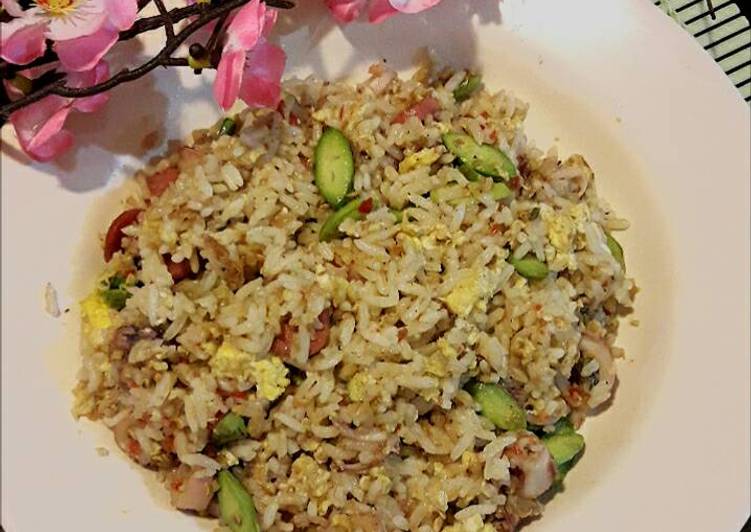 Nasi Goreng Pete Cumi Asin