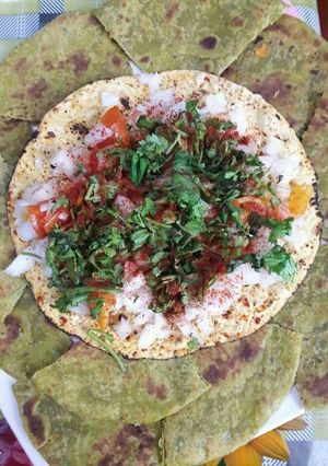 A picture of Vegetable paratha.