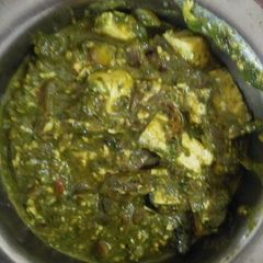 A picture of Palak Paneer.