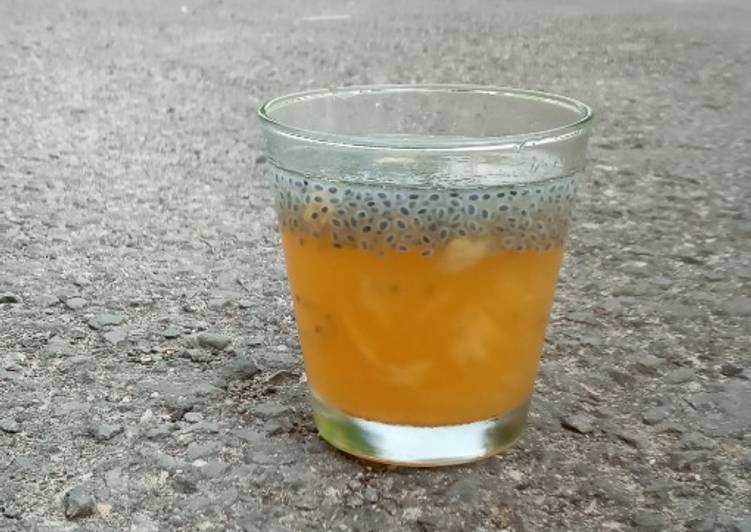 Resep: Di RumahEs Blesih (Blewah mix Selasih)