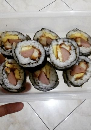 Foto resep Simple sushi 🍱🍣🍥