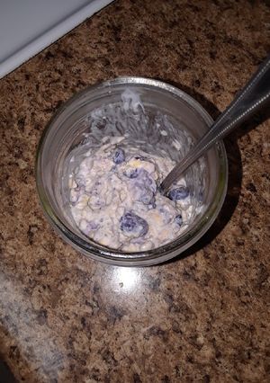 A picture of Blueberry Muffin Overnight Oats.