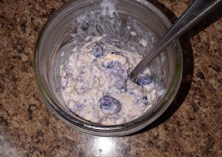 Simple Way to Make Perfect Blueberry Muffin Overnight Oats