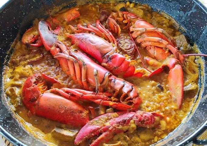 Paella con Aragosta