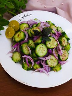 عکسی از دستور سالاد خیار و پیاز