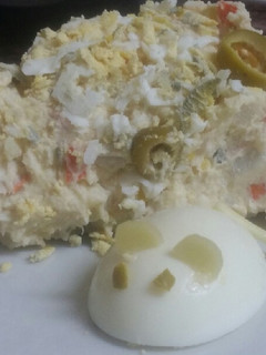 Una foto de Ensaladilla de bocas de mar y maíz