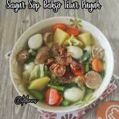 A picture of Sayur Sop Bakso Telur Puyuh.